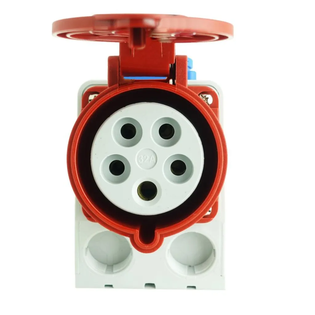 Solution prise murale CEE 16A et Schuko 230V IP44 contre le manque de prises - 7