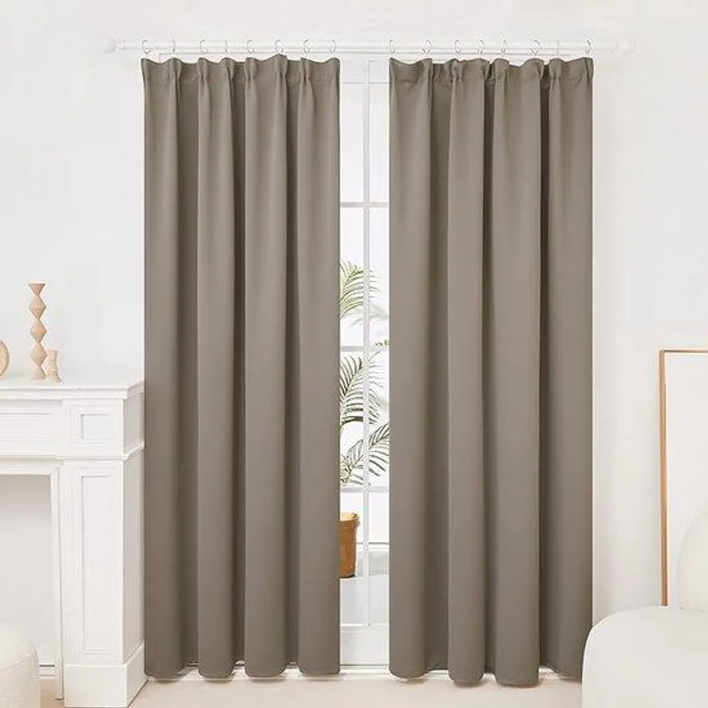 Store enrouleur noir 117 x 229 cm avec tissu isolant et occultant Pro