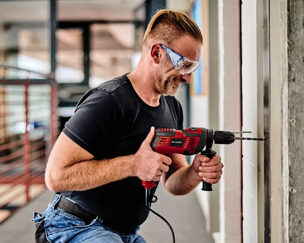 Perceuse Einhell 4259848 Bicolore : Finissez vos perçages difficiles