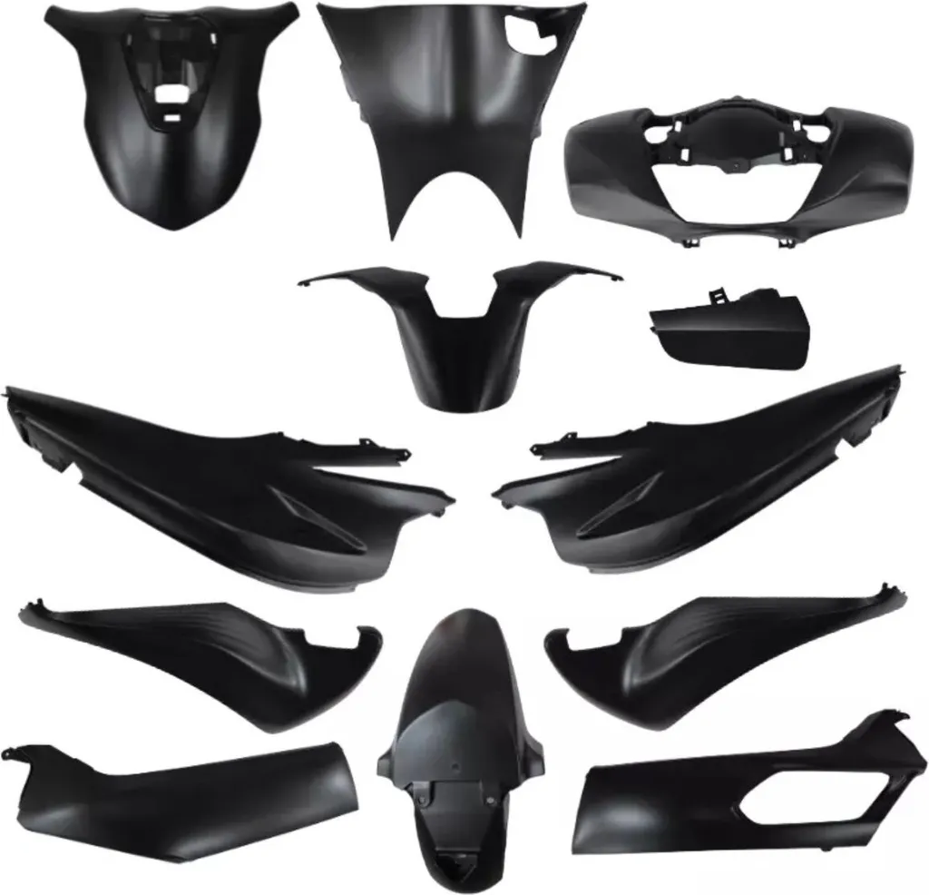 Réparer des plastiques cassés de Honda SH : Kit carénage 13pcs noir