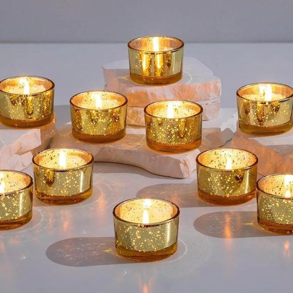 Décoration de table mariage : lot de 24 bougeoirs dorés vintage chic