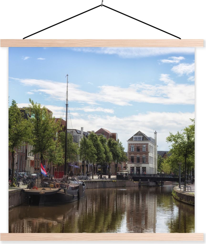 MuchoWow Textilposter Groningen - Segelboot - Grachtenhaus 40x40 cm mit holzfarbenen Rahmen - Posterleiste