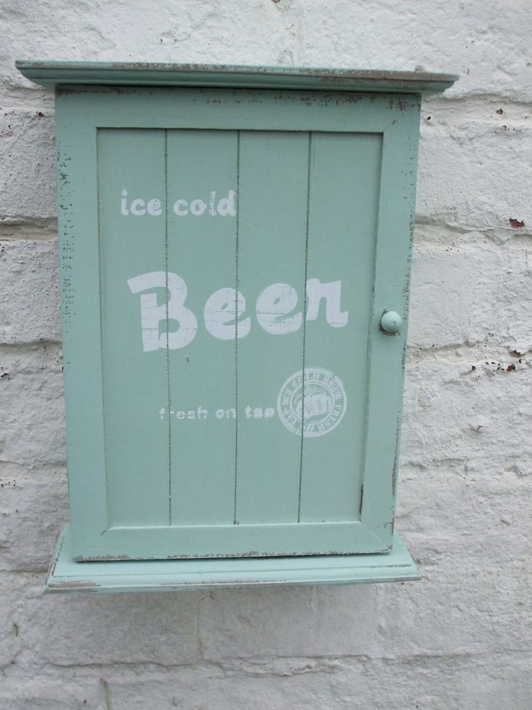 Schlüsselschrank, Schlüsselbox, Schlüsselkasten, ice cold beer, Holz