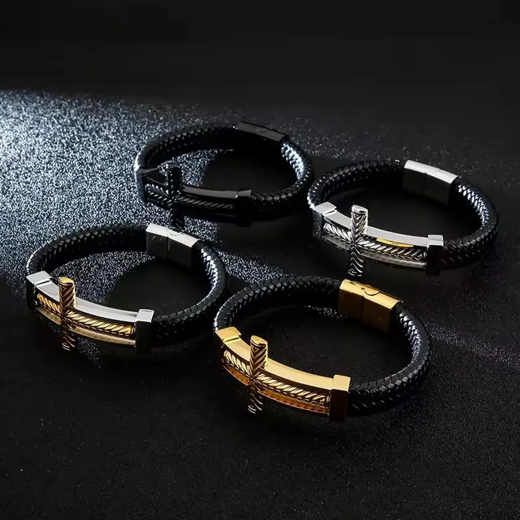 Bracciale Big Cross Nero/Oro - Elegante e Moderno KP32506 - 2