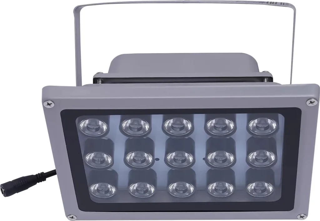 Torcia LED a infrarossi zoomabile impermeabile da 850 nm per operazioni Torcia LED a infrarossi zoomabile impermeabile da 850 nm per operazioni