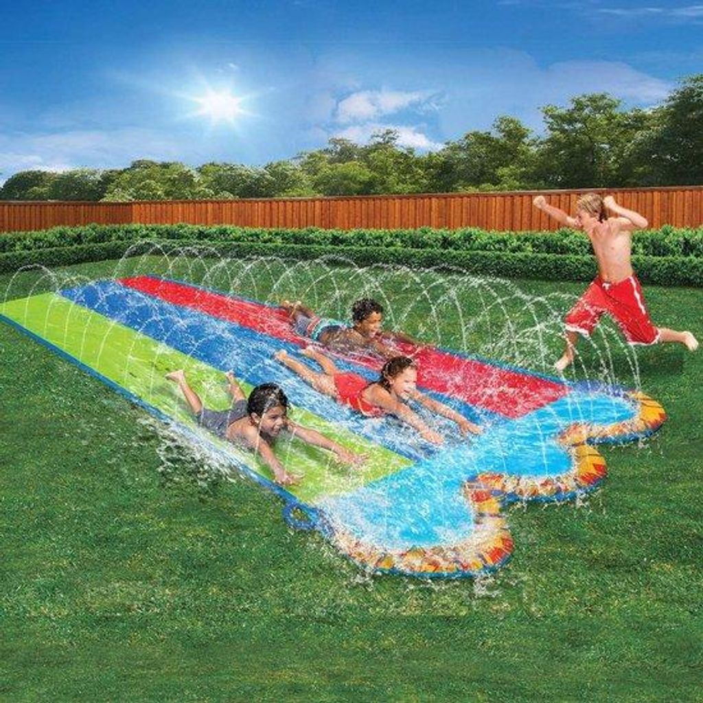 Gartenzwerg 685 cm Rutschbahn und 2 Bodyboards - Sommer Wasserspielzeug mit integriertem Sprinkler
