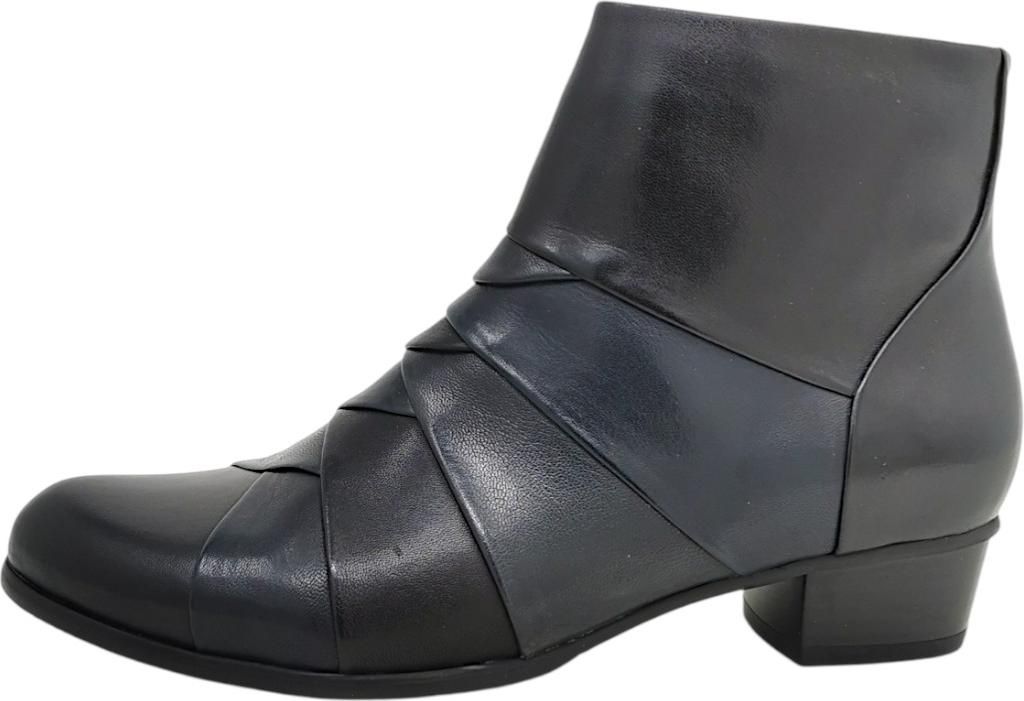 regarde le ciel Stiefel Schwarz in Gr. 40 Image du produit 