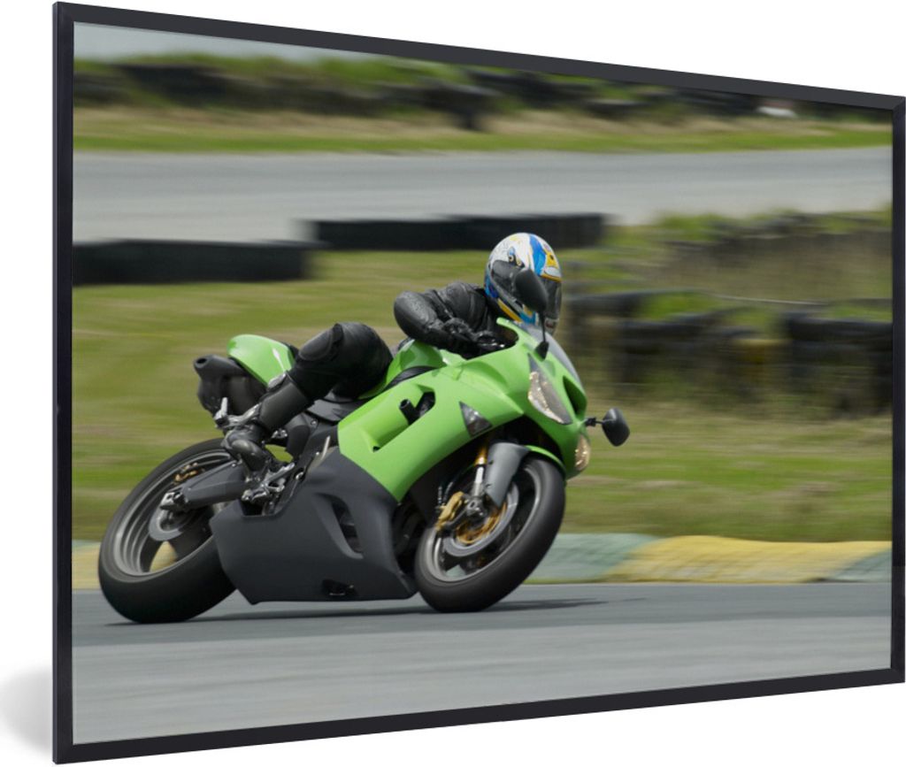 MuchoWow Gerahmtes Poster Ein Rennmotorrad, das in einer Ecke sitzt 30x20 cm - Poster mit Schwarzem Bilderrahmen Wandposter Rahmen Foto Bilder - ...