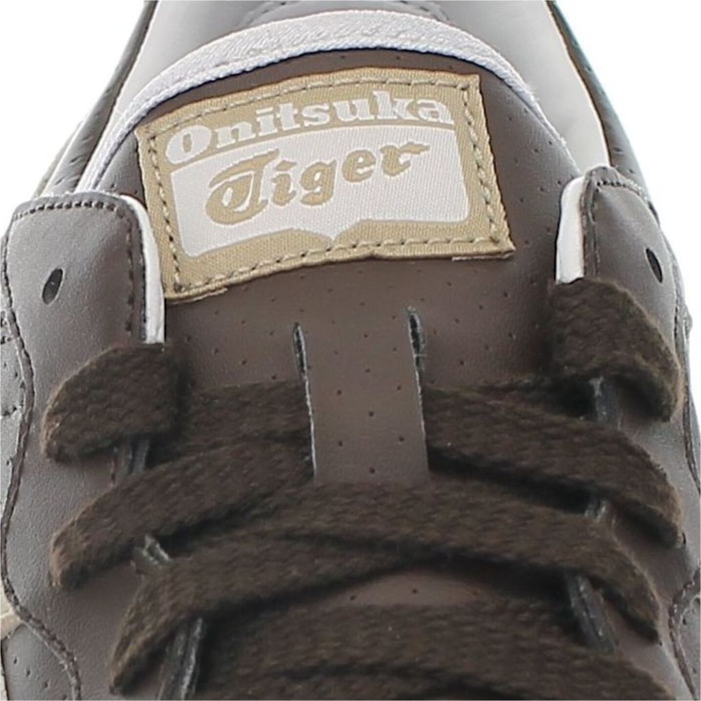 Asics tiger whizzer on sale