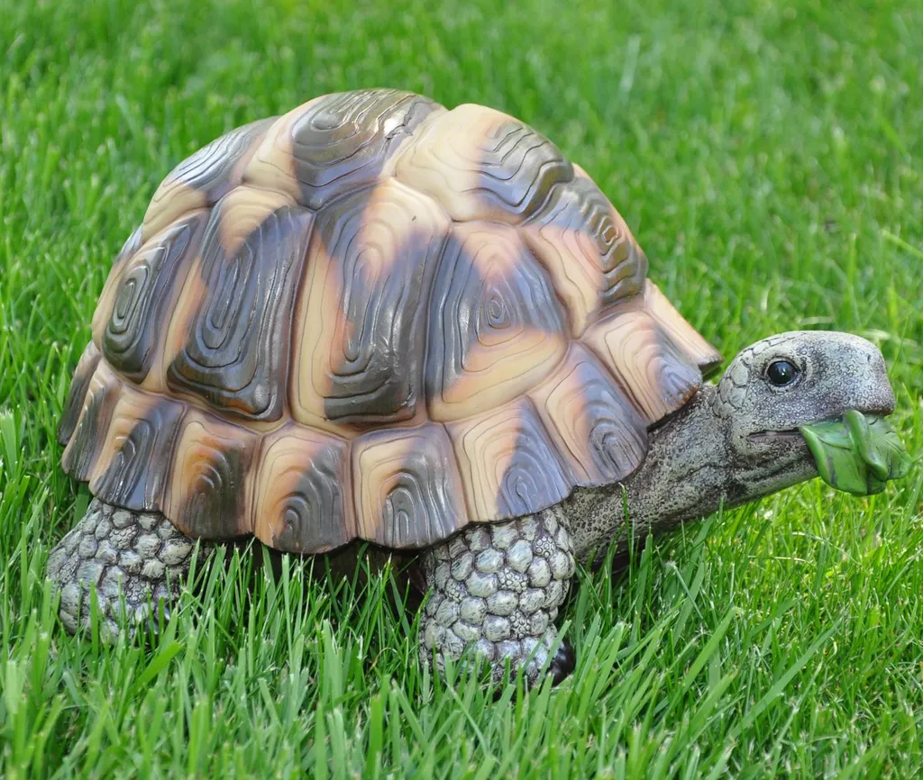 Aménager son jardin zen avec une figurine Tortue décorative durable