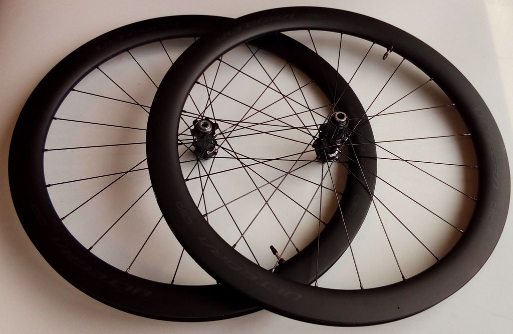 Shimano Ultegra WH-R8170 29/28" (622 mm) Scheibenbremsen 12x100-12x142 Center Lock 50 mm Paar Räder