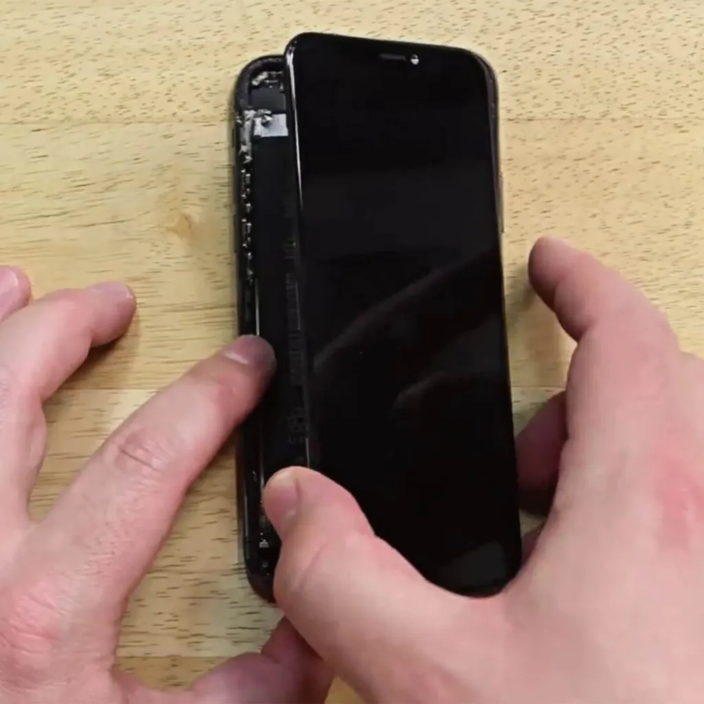 Bloc Écran iPhone XS Complet Noir, Vitre et LCD d'Origine Seconde Main - 4