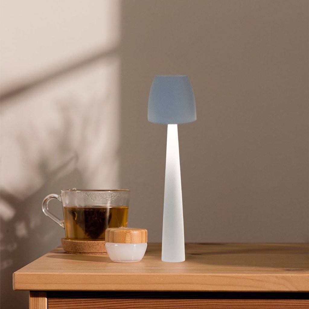 V-TAC Rechargeable Table Lamp - IP20 - White - 3W - 110 Lumen - 3IN1