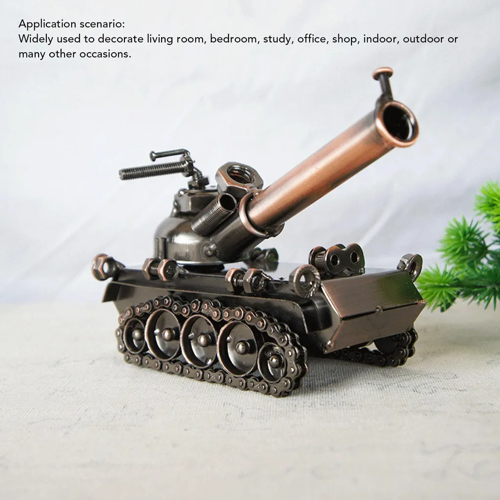 Idée Cadeau Homme : Char Militaire en Métal - Déco de Bureau Originale