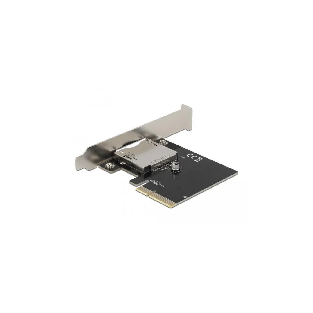 Ajoutez un Port CFexpress à votre PC pour accélérer vos transferts 4K