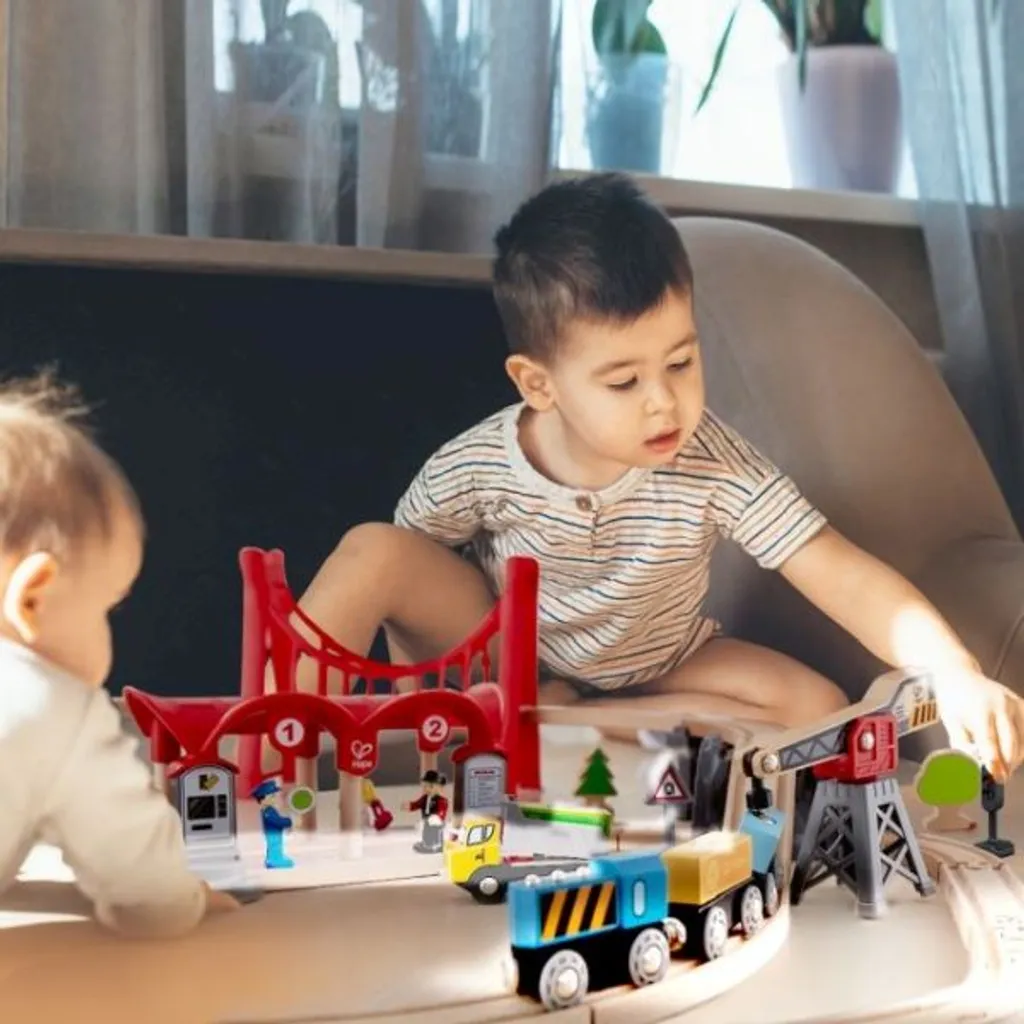 Hape E3736 : Un centre de secours robuste pour des heures de jeu calme - 3