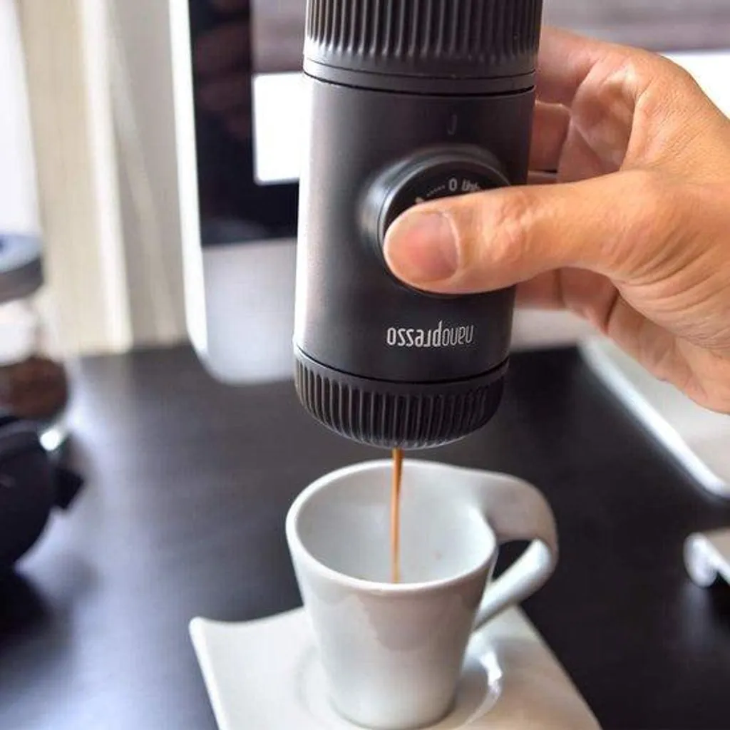 Machine à Café pour Randonnée et Vélo - Espresso Nomade 18 Bars Gris Mat