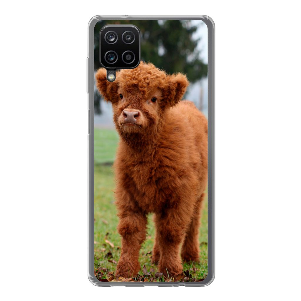 MuchoWow Handyhülle Schutzhülle Hülle für Samsung Galaxy A12 Scottish Highlander - Kalb - Gras Silikon Softcase Handy Hülle - Bild
