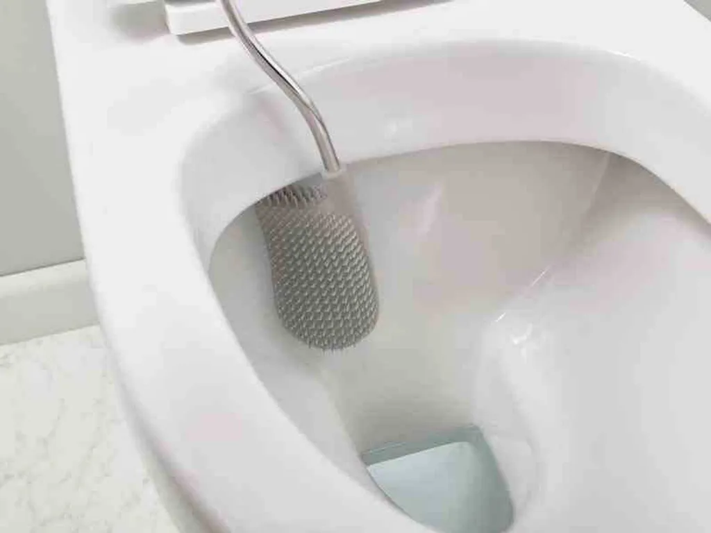 Brosse WC Flex Smart Plus : finissez-en avec les gouttes et la saleté
