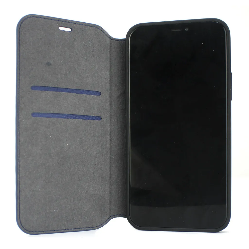 Housse iPhone 12 Pro Max Audi Q8 Bleu Idéale pour le Voyage et le Style