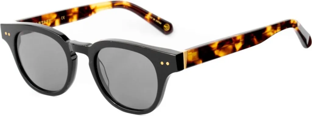 Belstaff S062 Marshall: Occhiali da Sole per lo Spirito Libero