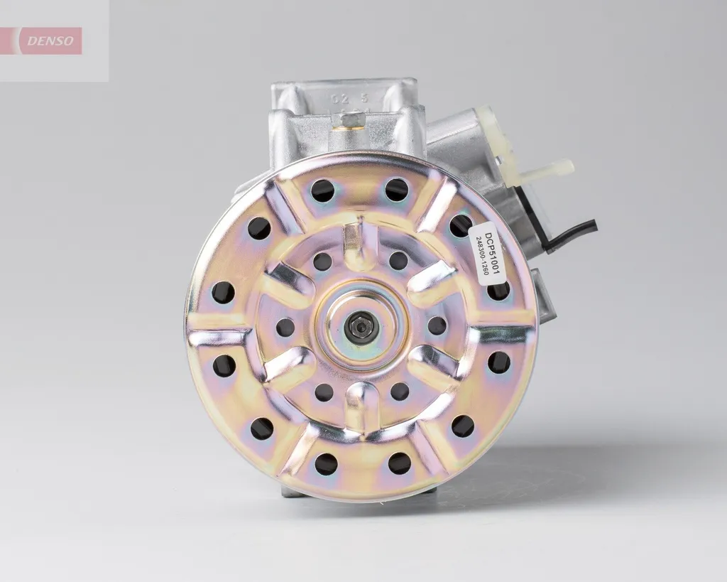 Compresseur clim DENSO DCP51001 : pièce de rechange qualité constructeur