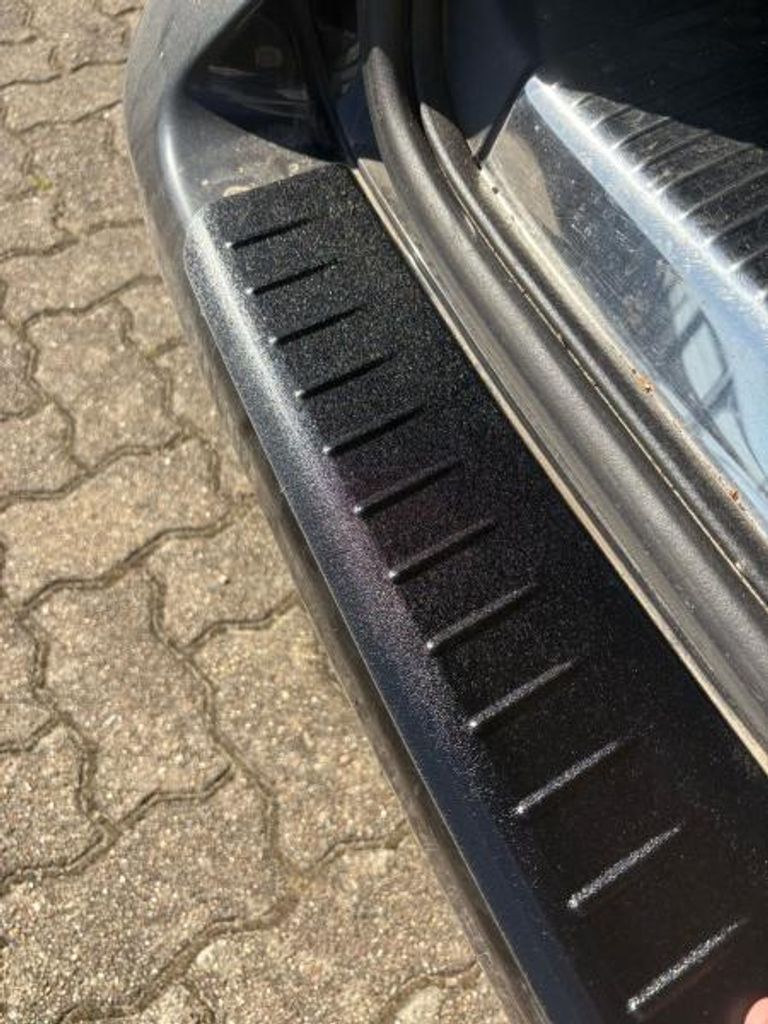Protezione per il bordo del portellone posteriore, nera, Immagine del prodotto 