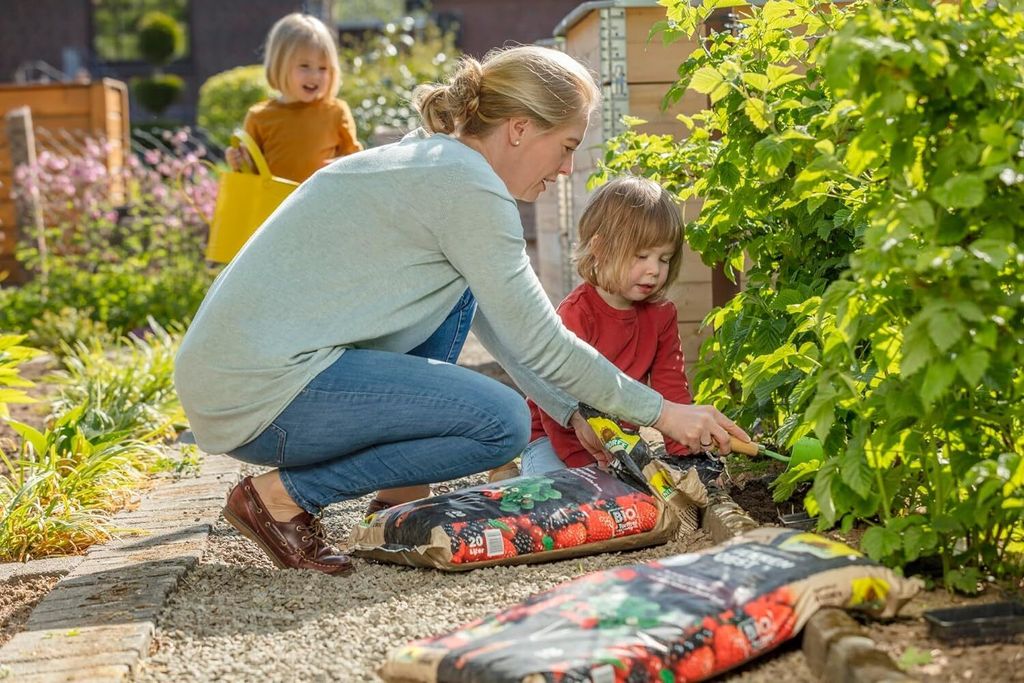 NEUDORFF® NeudoHum® Beerenobsterde 20 Liter Produktbild 6
