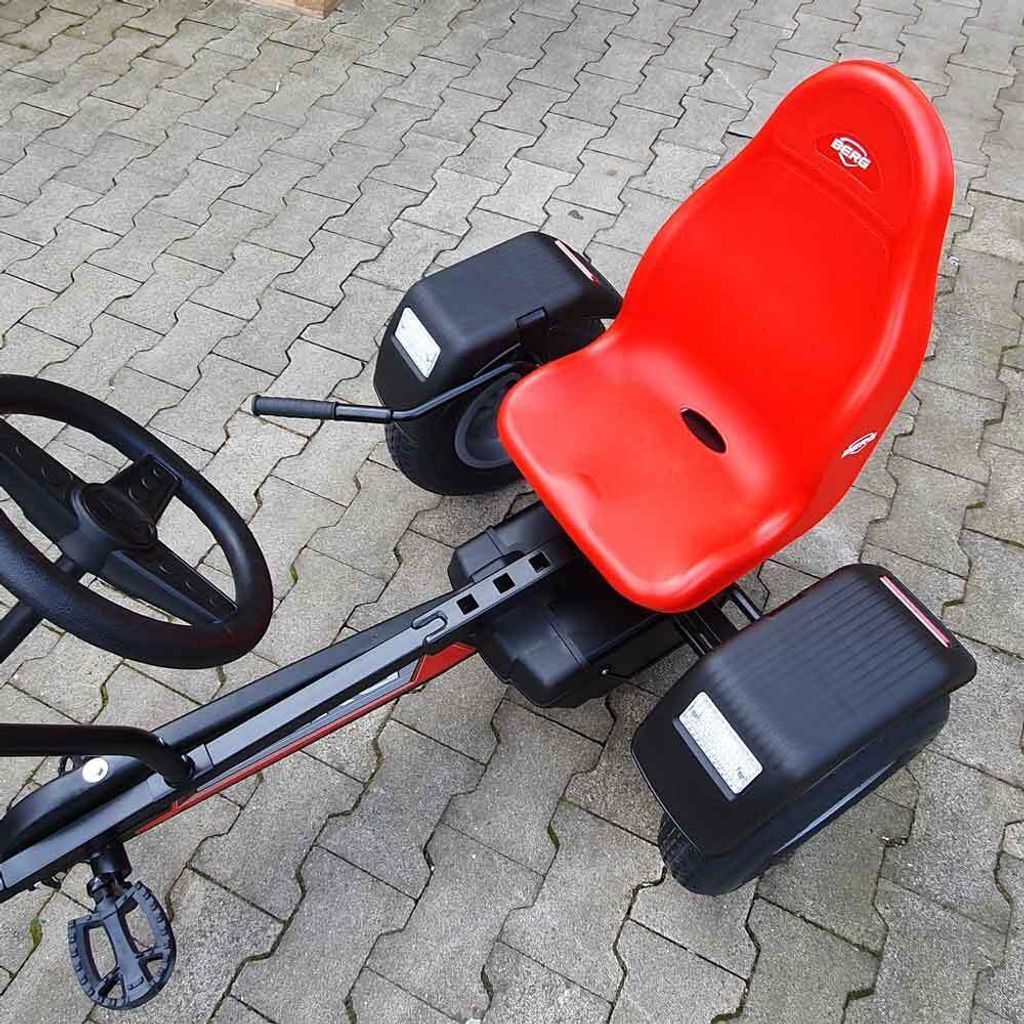 BERG Gokart Ersatzteil Rückstrahler (2 rot, 2 weiß) Produktbild 3