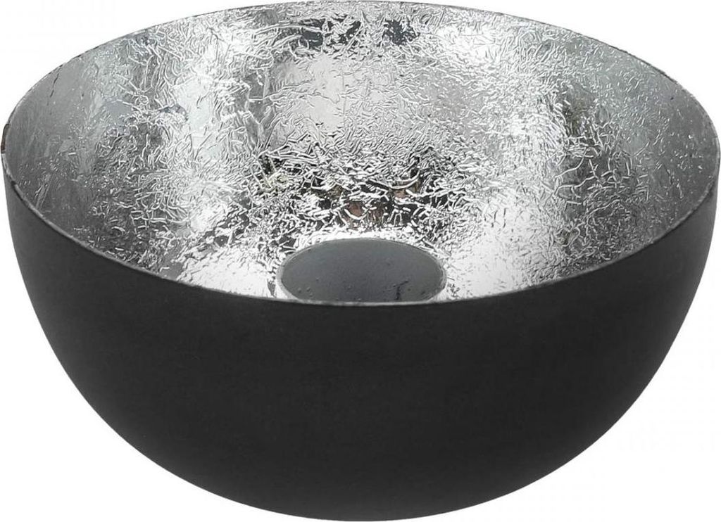 Eleganter Kerzenhalter aus Metall für stilvolle Tischdekorationen