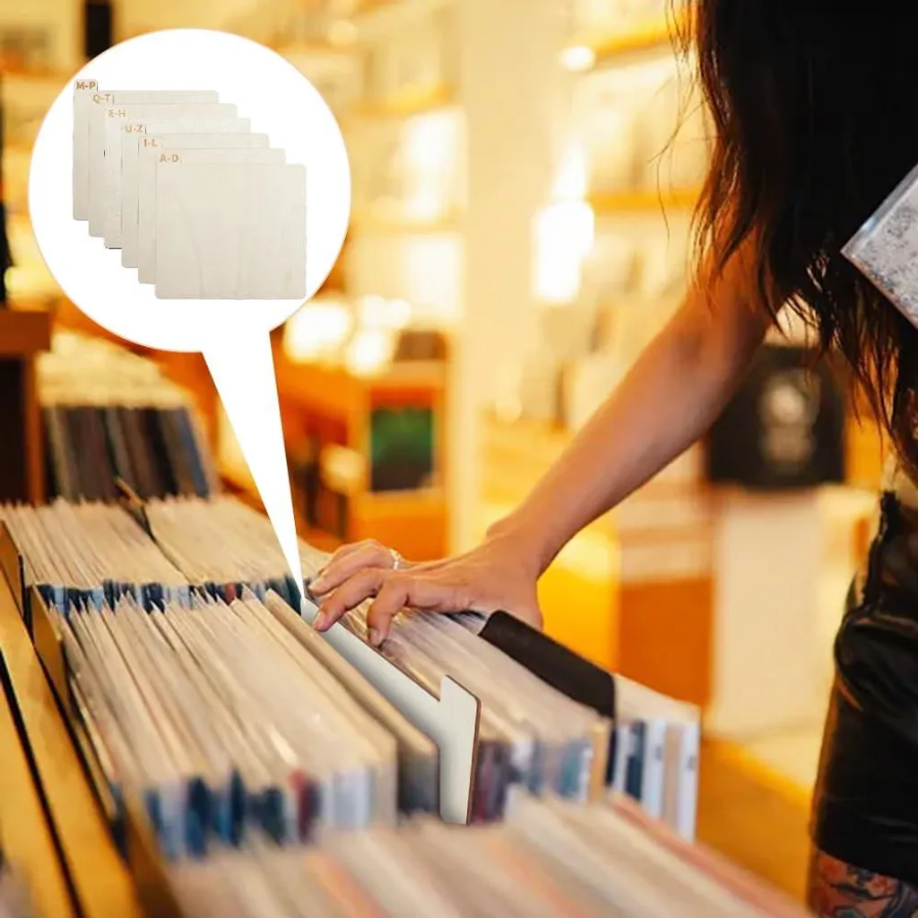 Organiser sa collection de vinyles avec des séparateurs en bois A-Z