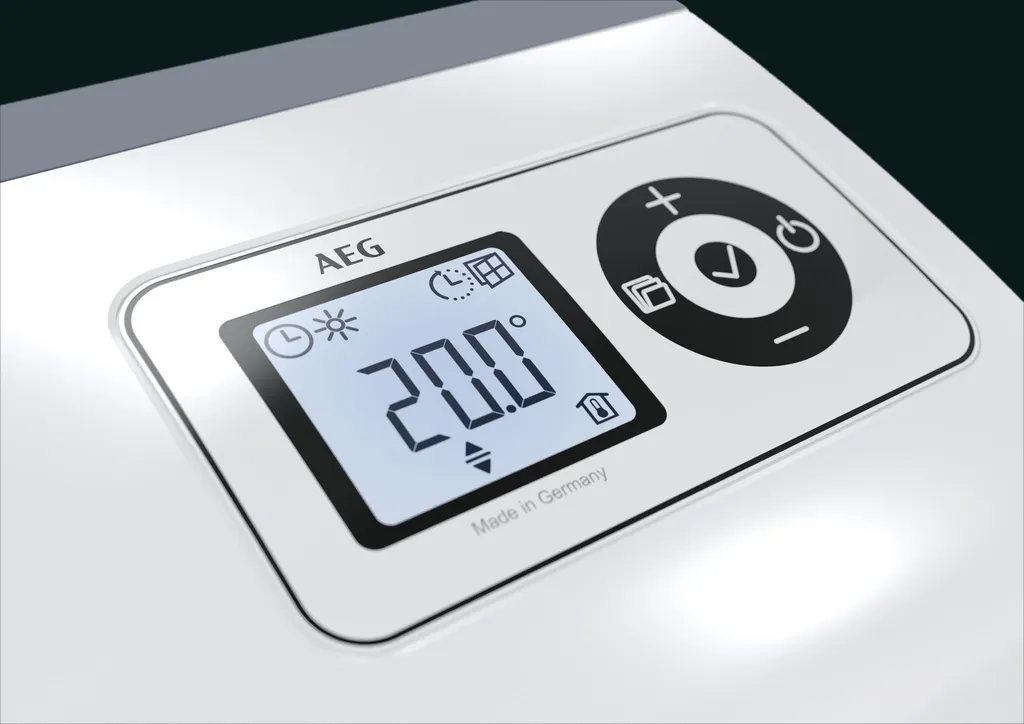 Chauffage soufflant AEG silencieux et économe pour stopper le froid LCD
