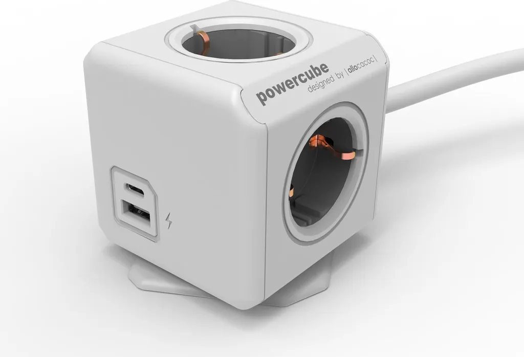 Trasforma il tuo Desk: Allocacoc PowerCube con USB-C e 4 Prese