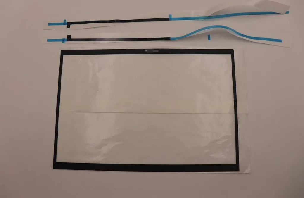Lenovo BEZEL FRU BEZEL P16SG1BSHEETIRASSY (5B30Z38960)