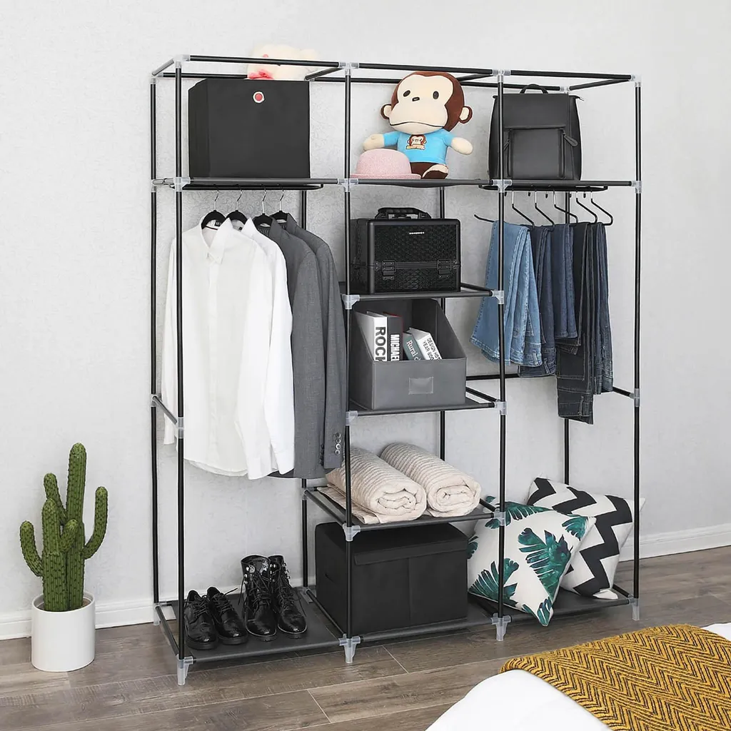 Dressing textile 175x150 cm gris pour optimiser le rangement du linge