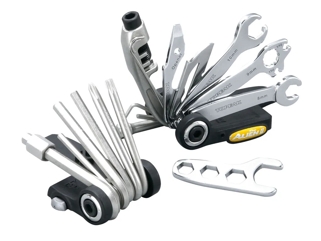 Réparer une Panne de Vélo Facilement avec le Multitool Alien 2 - 8