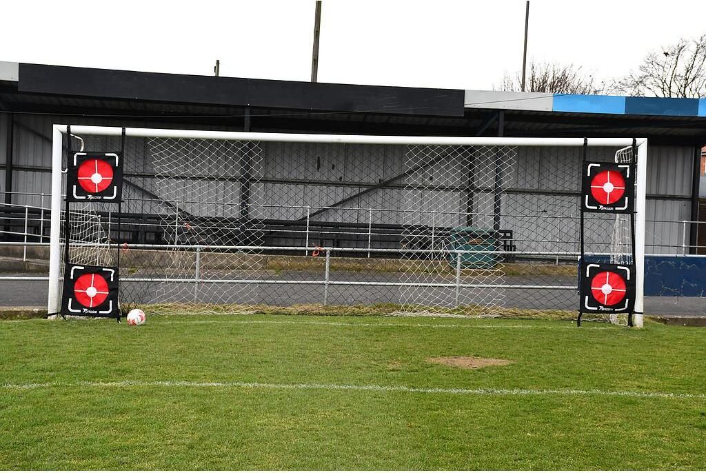 Precision Fußball Tor Eckziele Set - Trainingszubehör 24'x8'