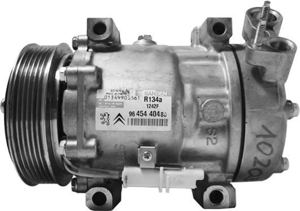 Compresseur de Clim 71789360 pour Citroën Xsara C8 et Peugeot 406 607 807