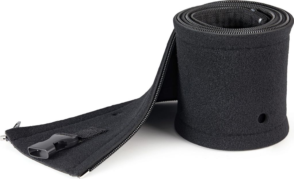 StarTech.com 101,60cm (40") (1m) Neoprene Cable Management Sleeve with Zipper & Buckle, 1.2" (3cm) Diameter, Computer/PC Power/Network/AV Cord Cove...