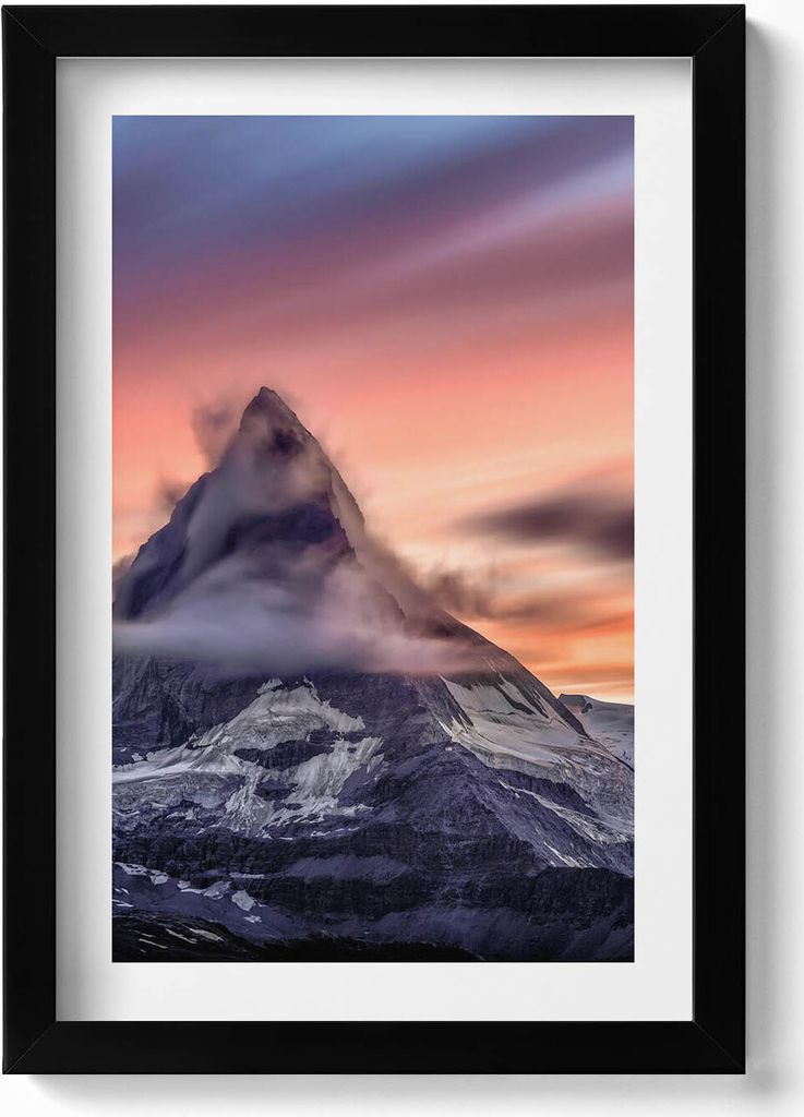 Einsamer Berg bei Sonnenuntergang– Wandbild mit Rahmen – Gerahmtes Bild – Wanddekoration – 20x30 cm – Schwarz