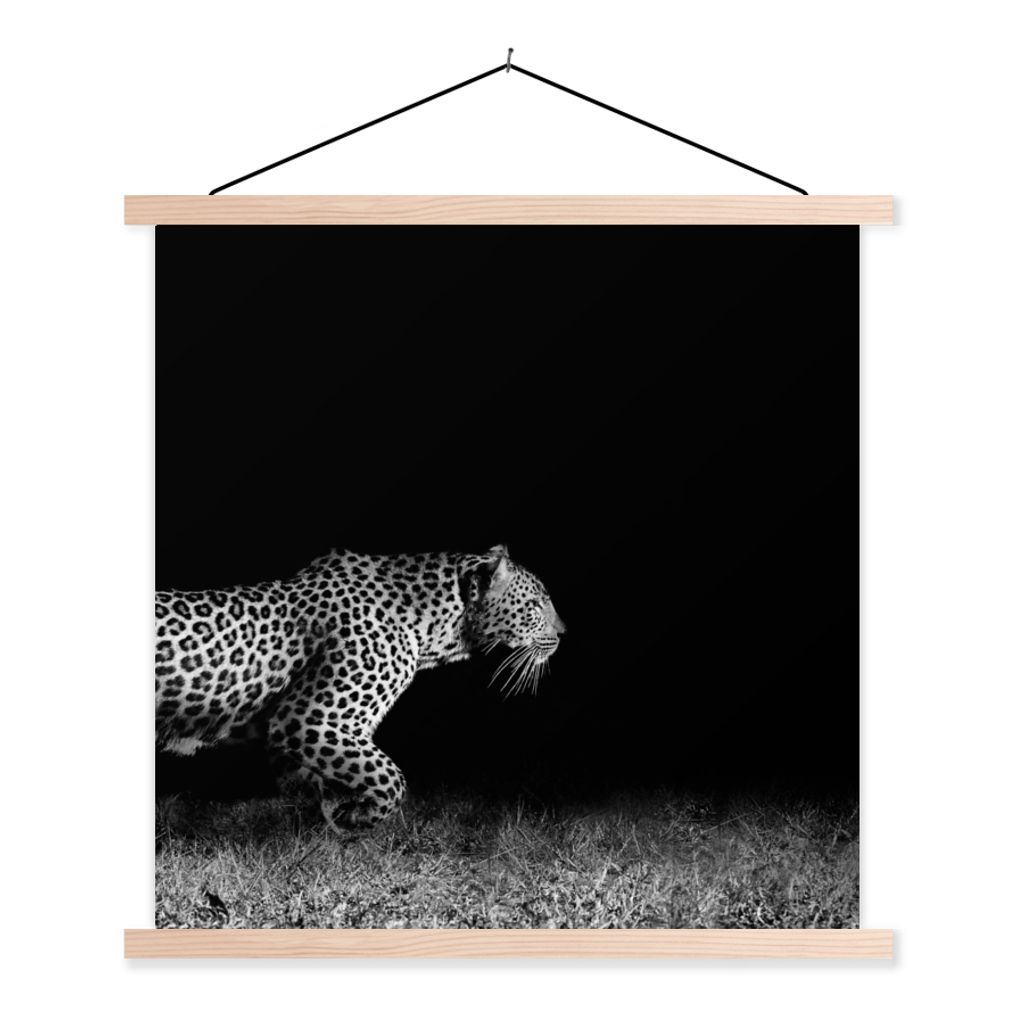 MuchoWow Textilposter Wildtiere - Leopard - Gras - Schwarz - Weiß 40x40 cm mit holzfarbenen Rahmen - Posterleiste