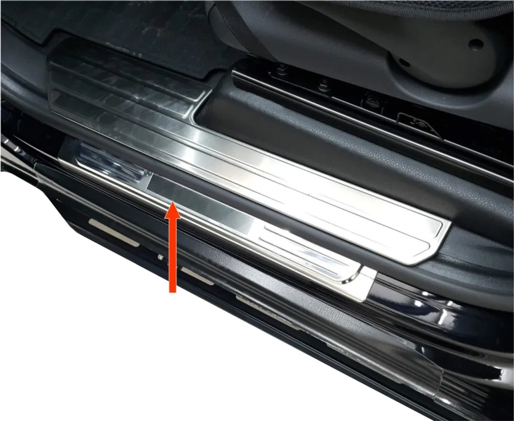 Protection de seuil de porte Amarok 2010+ Inox - Équipez votre Pick-up
