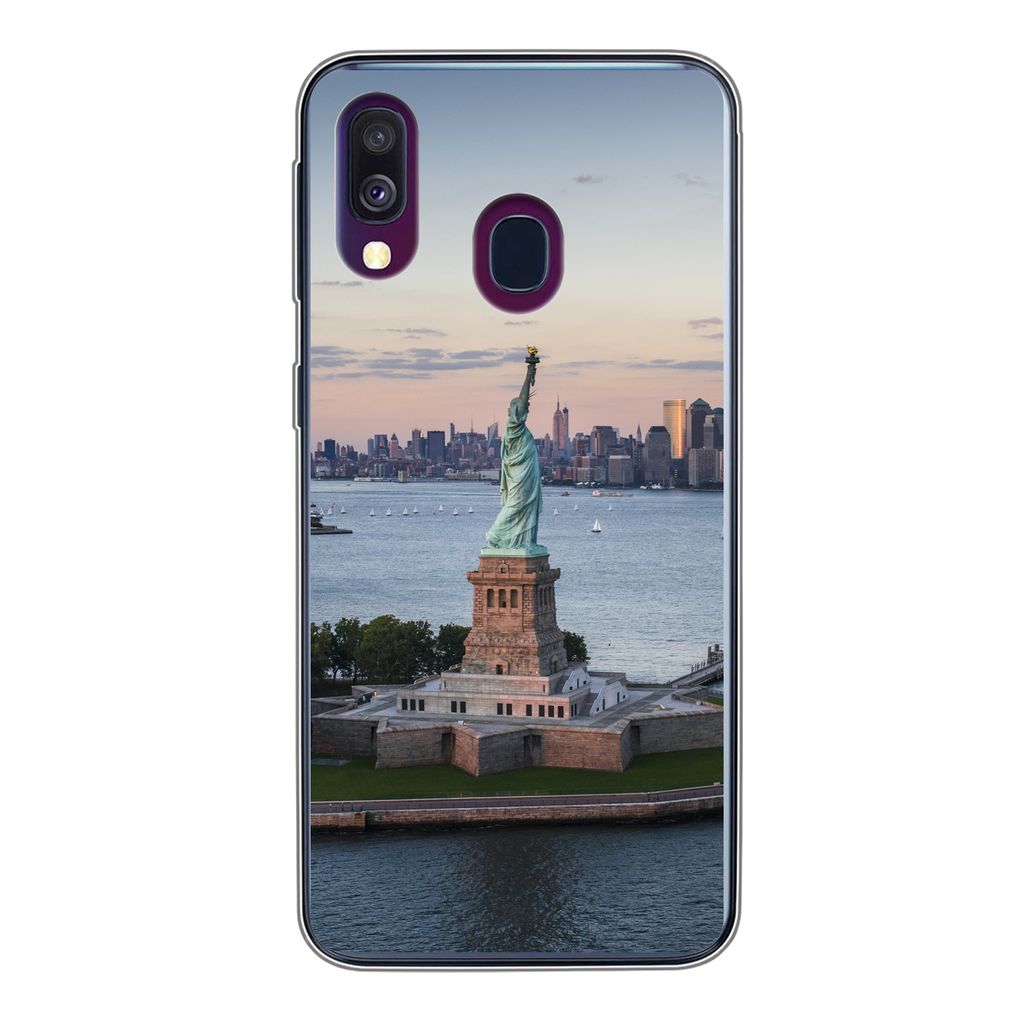 MuchoWow Handyhülle Schutzhülle Hülle für Samsung Galaxy A40 New York - Freiheitsstatue - Skyline Silikon Softcase Handy Hülle - Handy-Tasche