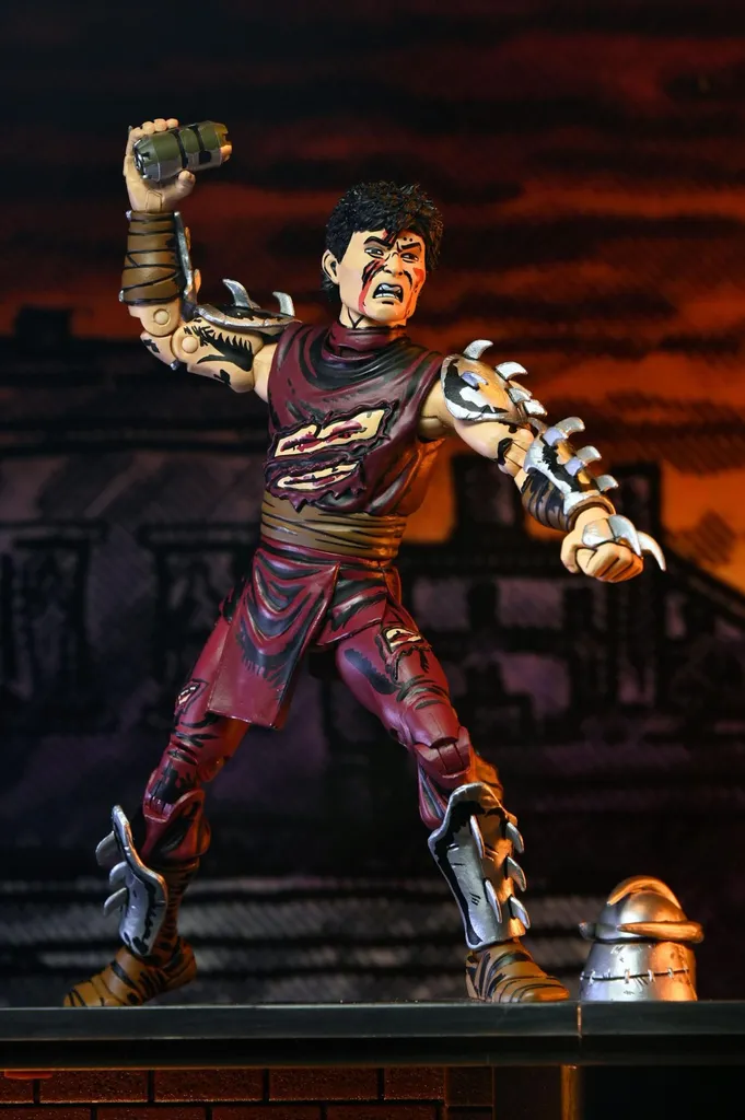 Figurine Shredder pour Diorama TMNT - Version 18 cm Combat Damage - 13