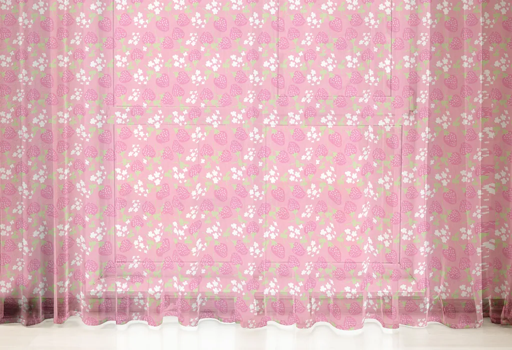 Tapisserie ABAKUHAUS Fraises et Fleurs en Satin Rose 220 cm x 274 cm - 4
