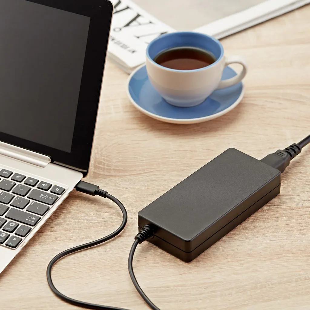 Chargeur PC Portable USB-C 100W pour Télétravail et Maintenance Serveur - 3