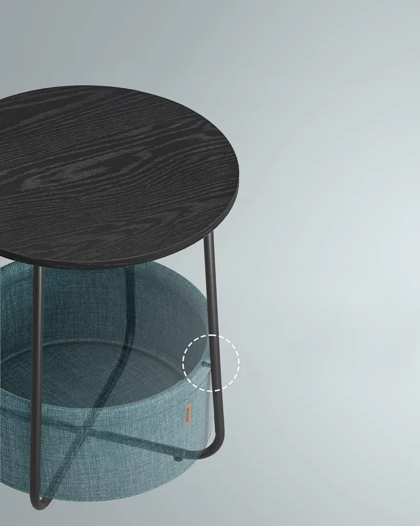 Table d'appoint ronde pour ranger magazines et télécommandes au salon