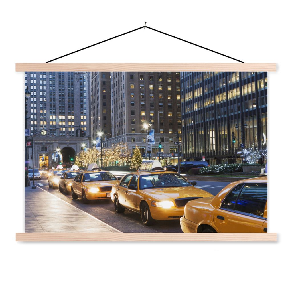MuchoWow Textilposter New York - Taxi - Nacht 120x80 cm mit holzfarbenen Rahmen - Aufhängeset