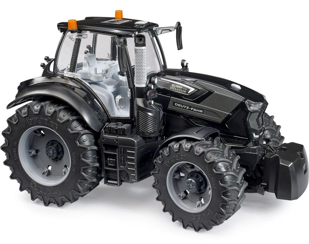 Bruder DEUTZ-FAHR 8280 TTV Warrior Produktbild 