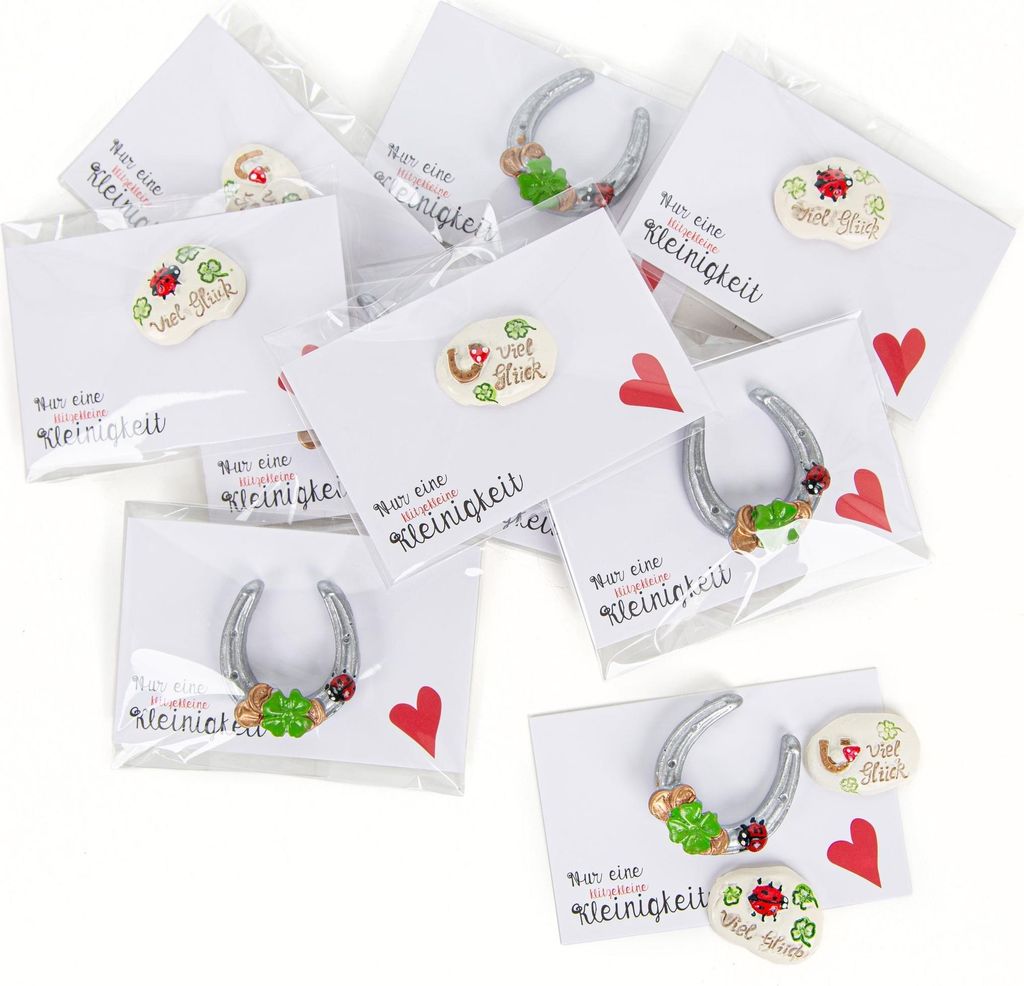 10 kleine Kärtchen Nur eine klitzekleine Kleinigkeit + verschiedene Glückssymbole - als Gastgeschenke20 Stück